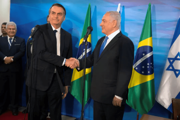 Após pedido de Bolsonaro, Países do Oriente Médio se unem para ajudar Manaus
