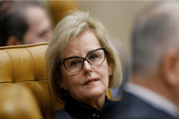 Rosa Weber manda para PGR pedido de senadores para que Bolsonaro seja processado por “prevaricação” no caso Covaxin
