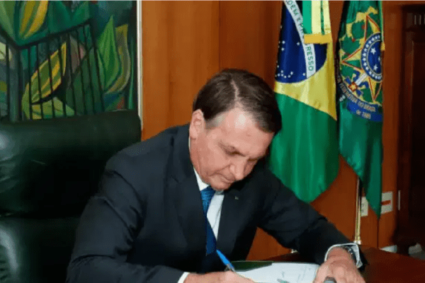 Suplementação orçamentária de R$ 19,8 bilhões é sancionada por Bolsonaro