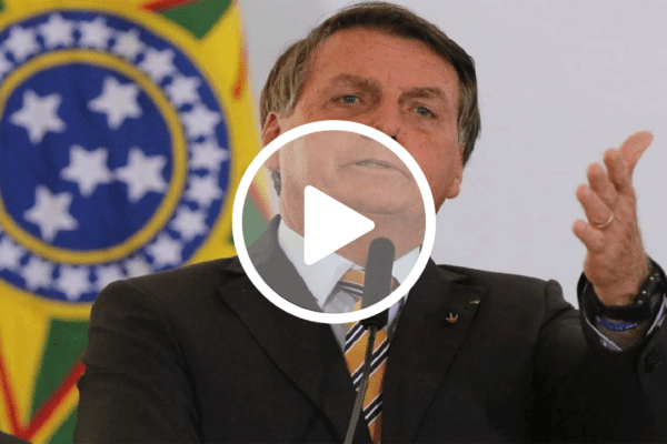 Bolsonaro: "Muita gente morreu pelo terror que a imprensa botou na cabeça do povo sobre a covid"