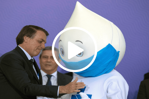 Bolsonaro comemora avanço da vacinação no Brasil: "Mais da metade das pessoas acima de 50 anos já estão vacinadas”
