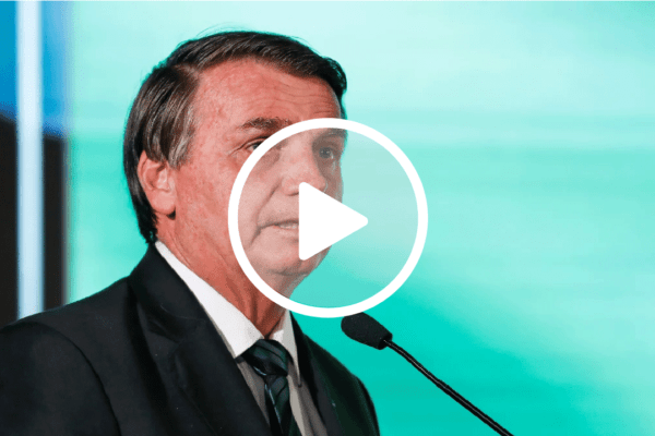 Bolsonaro sobre auxílio emergencial: “Gastamos em 2020 o equivalente a mais dez anos de Bolsa Família”