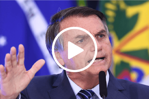 Presidente Bolsonaro comemora crescimento do PIB em 2021: "É um milagre. É uma coisa inacreditável”