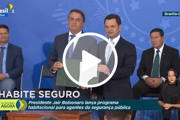 Bolsonaro lança benefício para agentes de segurança pública comprarem casa própria