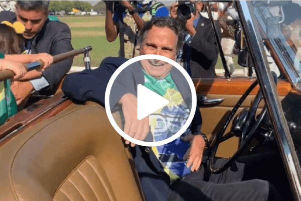 Nelson Piquet se mantém firme: “Sou Bolsonaro até a morte”