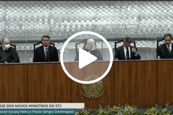 Bolsonaro participa da posse dos novos ministros do STJ