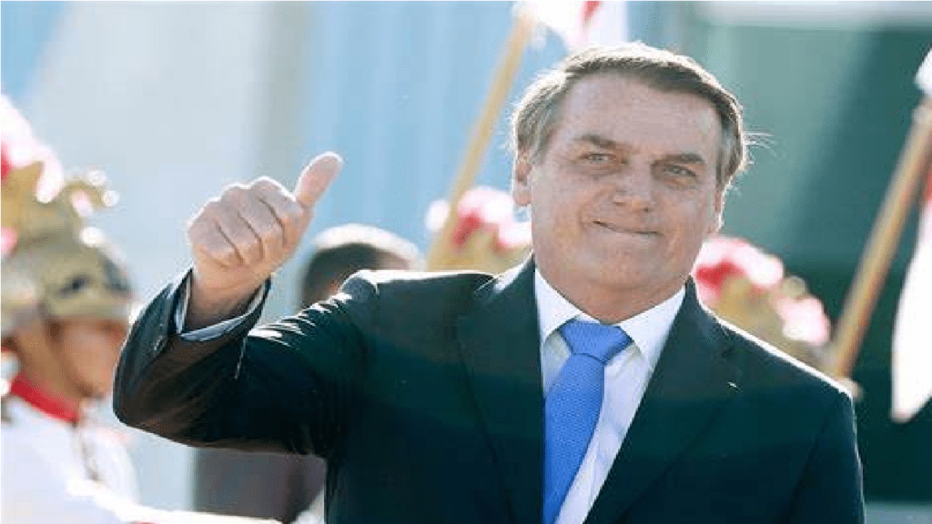 Presidente Bolsonaro se manifesta e comemora queda do preço da gasolina pela quinta semana