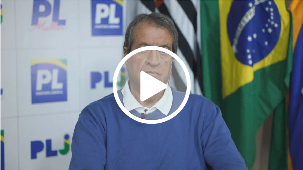 Bolsonaro decidirá candidato à Presidência em 2026, afirma Valdemar Costa Neto
